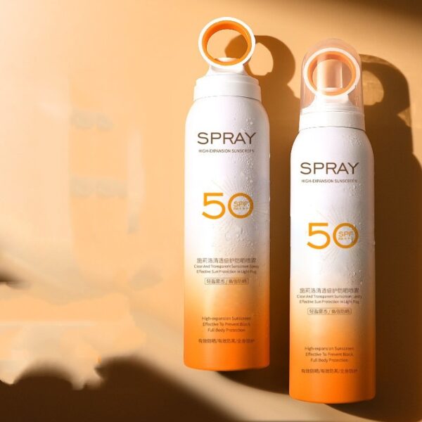Whitening Sunscreen Spray – Broad Spectrum UV Protection for Radiant Skin