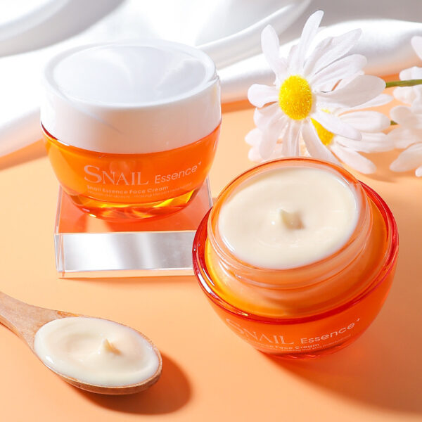 Lacco Snail Essence Cream – Deep Moisturizing Lotion for Smooth, Radiant Skin